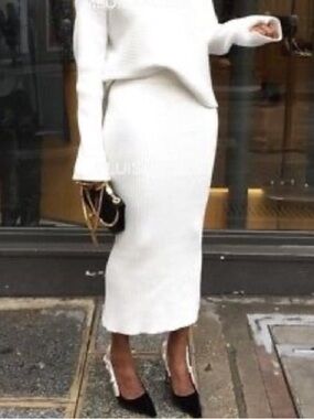 NWT Zara Ivory White Ribbed Knit Midi Maxi Skirt Roll Hem Bodycon Stretchy Small